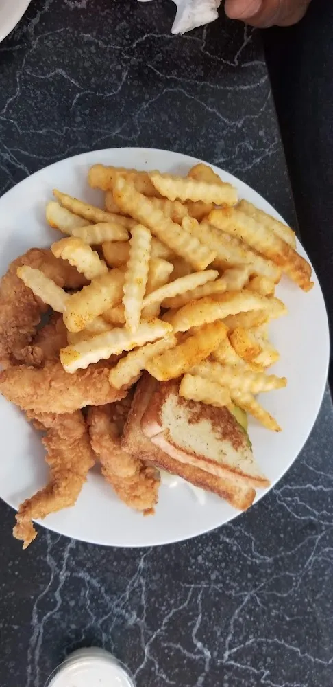 Chicken Finger & Fries